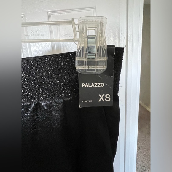 NWT NY&C black palazzo stretch pants - Picture 3 of 3